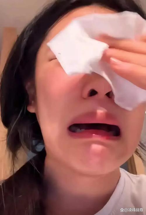 不服医保卡提取的隐秘规则：张姐的亲身经历
